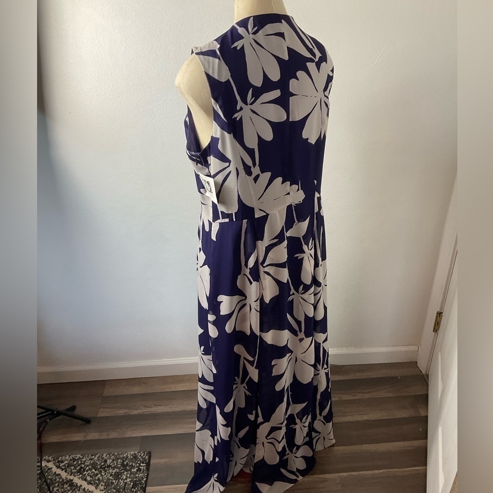 ANNE Klein Sleeveless Open Neck  Floral Dress Sz 14 - Picture 2 of 7